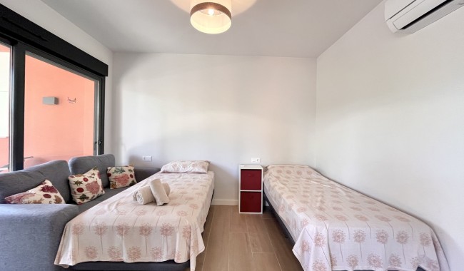 Resale - Apartment - Orihuela - Villamartín