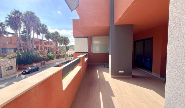 Resale - Apartment - Orihuela - Villamartín