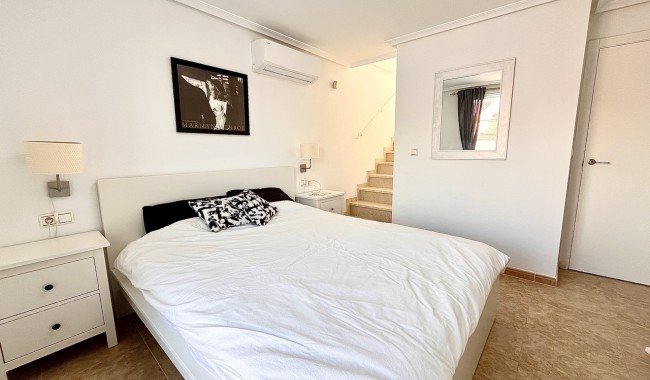 Begagnad - Radhus - Torrevieja - La Mata