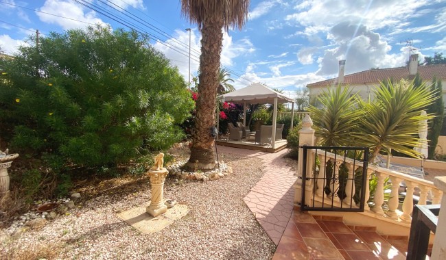 Begagnad - Villa - Ciudad Quesada/Rojales - Central Quesada