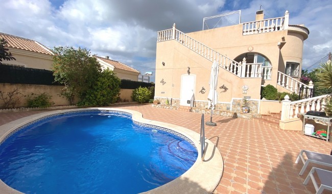 Begagnad - Villa - Ciudad Quesada/Rojales - Central Quesada
