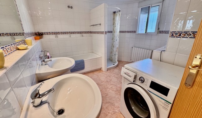 Begagnad - Villa - Benferri