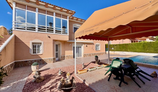 Begagnad - Villa - Benferri