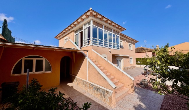 Begagnad - Villa - Benferri