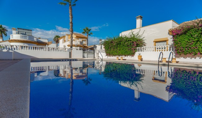 Segunda mano - Villa - Guardamar - El Raso