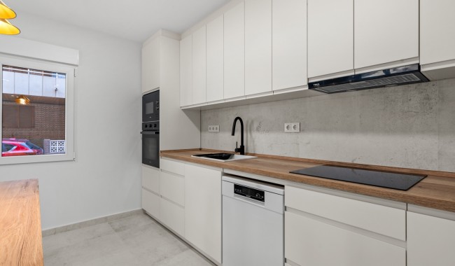 Begagnad - Lägenhet - Torrevieja - Playa de La Acequion