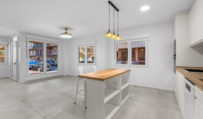 Begagnad - Lägenhet - Torrevieja - Playa de La Acequion