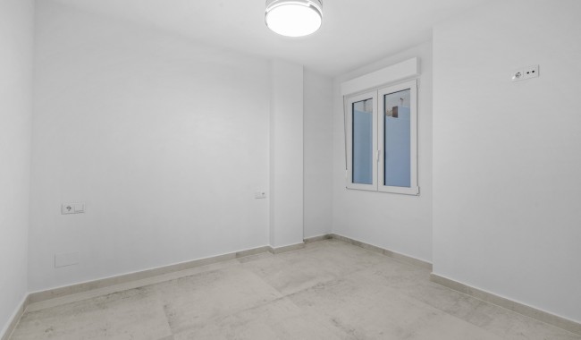 Begagnad - Lägenhet - Torrevieja - Playa de La Acequion