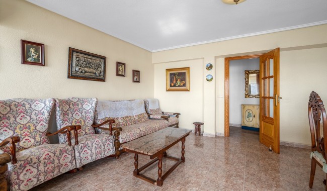 Resale - Apartment - Torrevieja