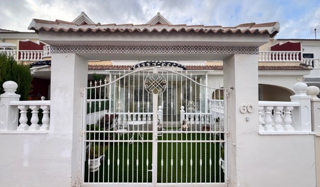 Begagnad - Radhus - Benijófar - Monte Azul/ El Dorado