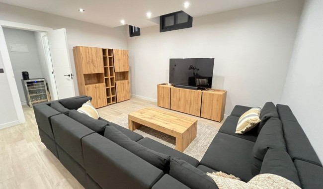 Resale - Villa - Punta Prima