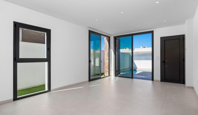 Nybyggnation - Radhus - Pilar de La Horadada - Parque del Mediterraneo