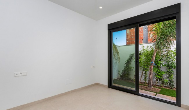 Nybyggnation - Radhus - Pilar de La Horadada - Parque del Mediterraneo