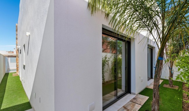 Nybyggnation - Radhus - Pilar de La Horadada - Parque del Mediterraneo