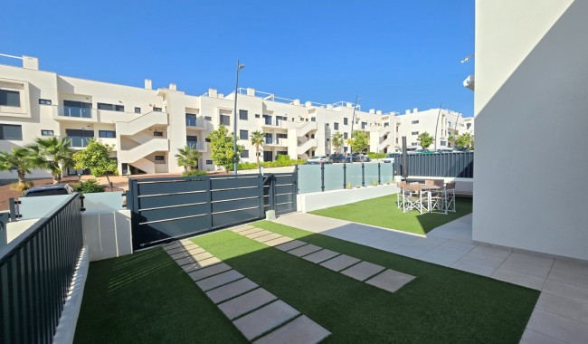 Resale - Villa - Pilar de La Horadada - Lo Romero Golf