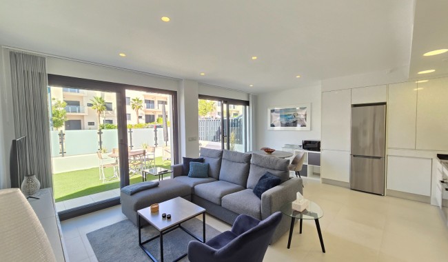 Resale - Villa - Pilar de La Horadada - Lo Romero Golf