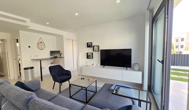 Resale - Villa - Pilar de La Horadada - Lo Romero Golf