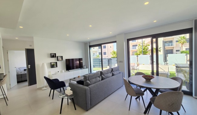 Resale - Villa - Pilar de La Horadada - Lo Romero Golf