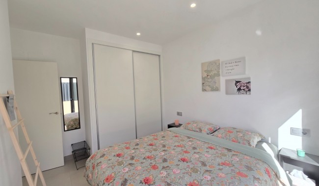 Resale - Villa - Pilar de La Horadada - Lo Romero Golf