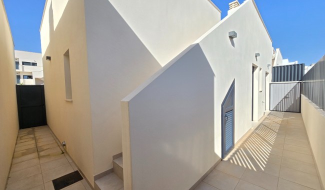 Resale - Villa - Pilar de La Horadada - Lo Romero Golf