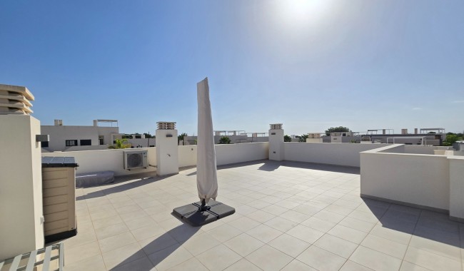 Resale - Villa - Pilar de La Horadada - Lo Romero Golf