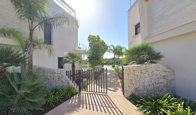 Resale - Villa - Pilar de La Horadada - Lo Romero Golf