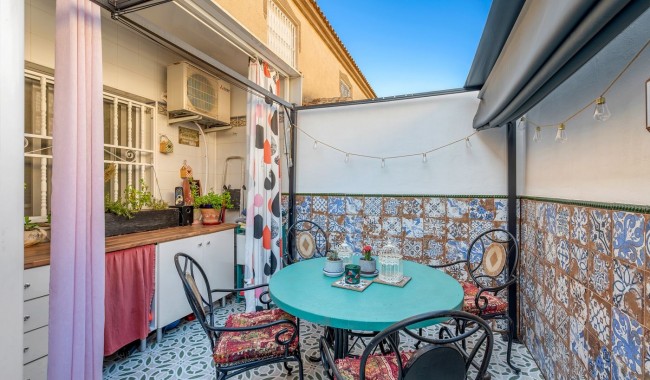 Sprzedaż - Kamienica - Los Alcázares