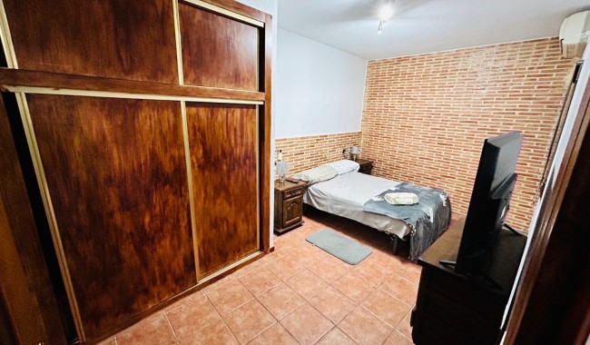 Brukt - Villa - Torrevieja - Playa de los locos