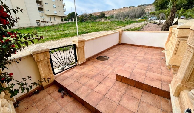 Sprzedaż - Apartament - Guardamar