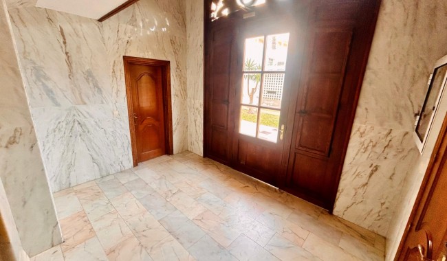 Sprzedaż - Apartament - Guardamar