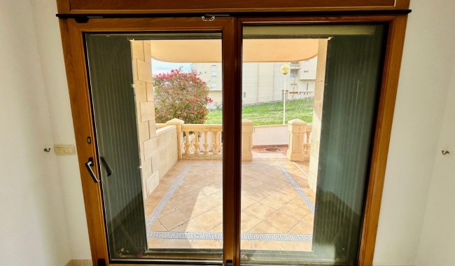 Sprzedaż - Apartament - Guardamar