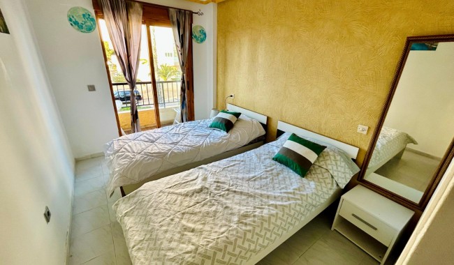 Begagnad - Lägenhet - Torrevieja - La Mata