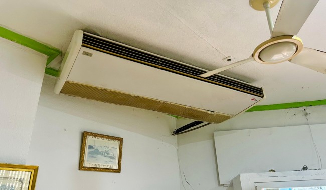 Begagnad - Affärslokaler - Torrevieja - Centro