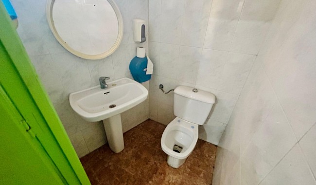 Begagnad - Affärslokaler - Torrevieja - Centro