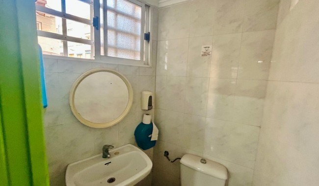 Begagnad - Affärslokaler - Torrevieja - Centro