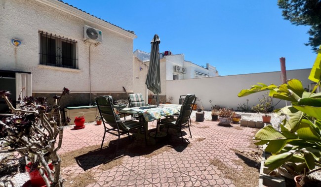 Begagnad - Villa - Torrevieja - El Chaparral
