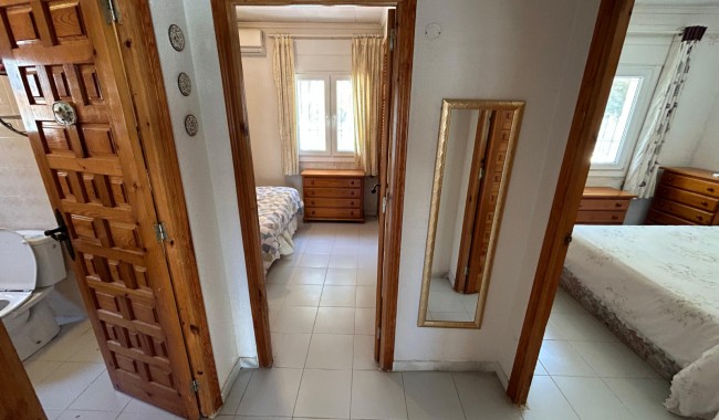 Begagnad - Villa - Torrevieja - El Chaparral