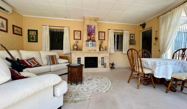 Begagnad - Villa - Torrevieja - El Chaparral