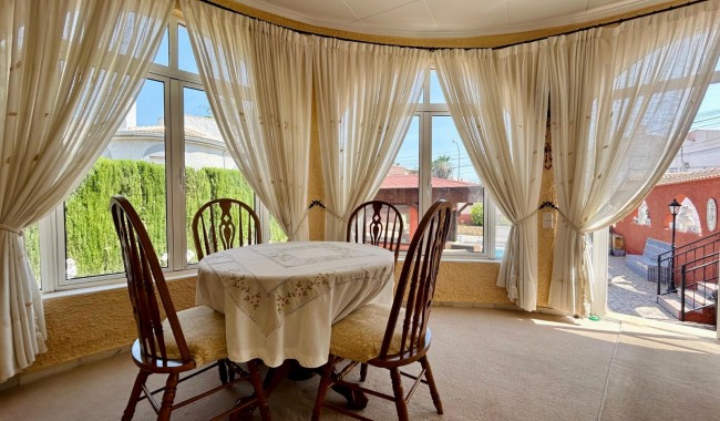 Begagnad - Villa - Torrevieja - El Chaparral