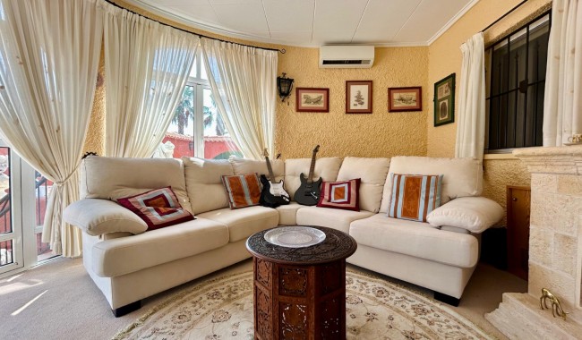 Begagnad - Villa - Torrevieja - El Chaparral