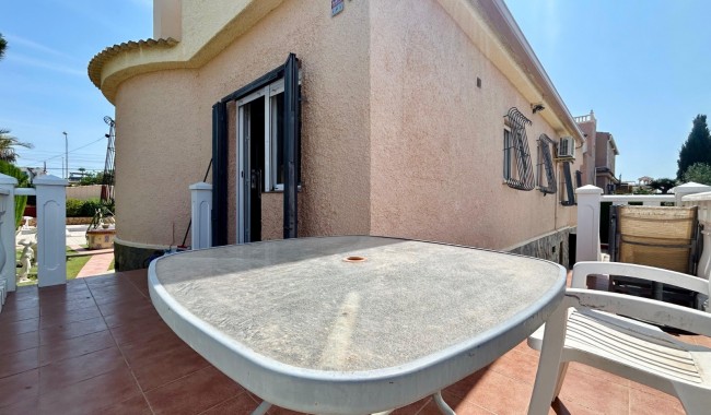 Begagnad - Villa - Torrevieja - El Chaparral