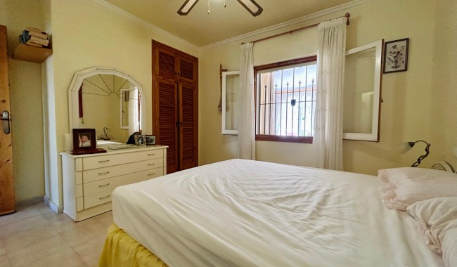 Begagnad - Villa - Torrevieja - El Chaparral