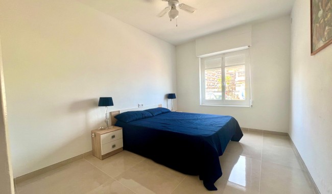 Begagnad - Vertikalt delad - Torrevieja - La Mata