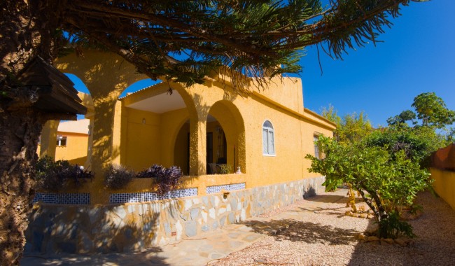 Begagnad - Villa - Torrevieja - La Siesta