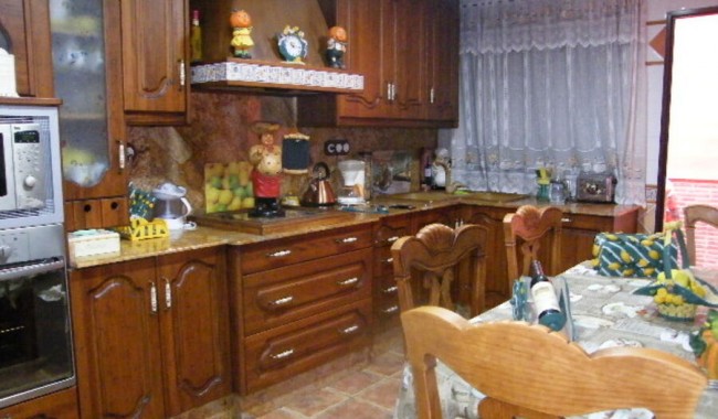 Segunda mano - Adosado - Daya Nueva