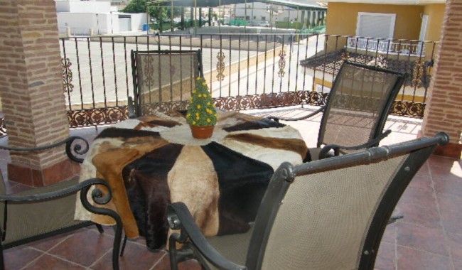 Segunda mano - Adosado - Daya Nueva