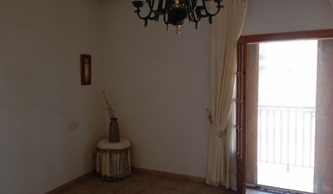 Begagnad - Villa - Daya Nueva