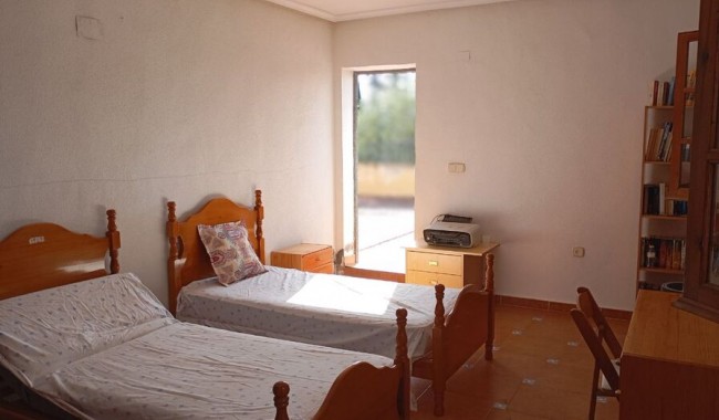 Begagnad - Villa - Daya Nueva