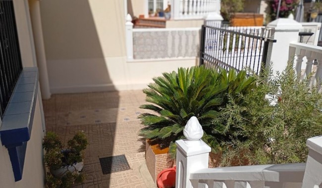 Begagnad - Villa - Orihuela - Villamartín