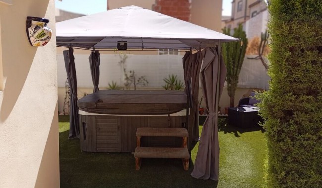 Begagnad - Villa - Orihuela - Villamartín